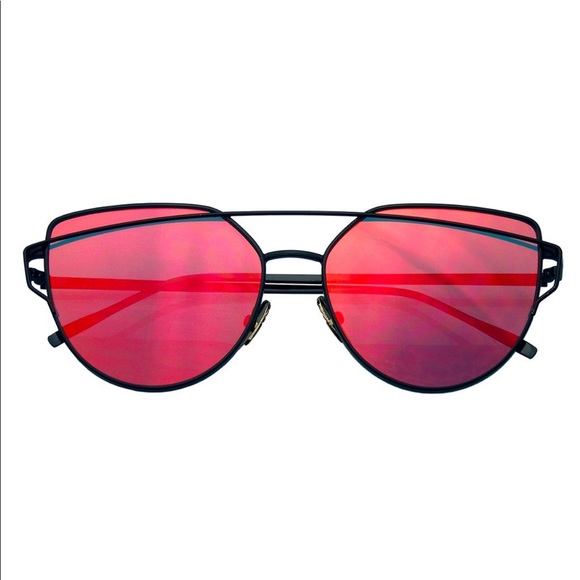 ✨LAST ONE ✨Cat Eye Mirrored flat lenses sunglasses - Picture 9 of 10